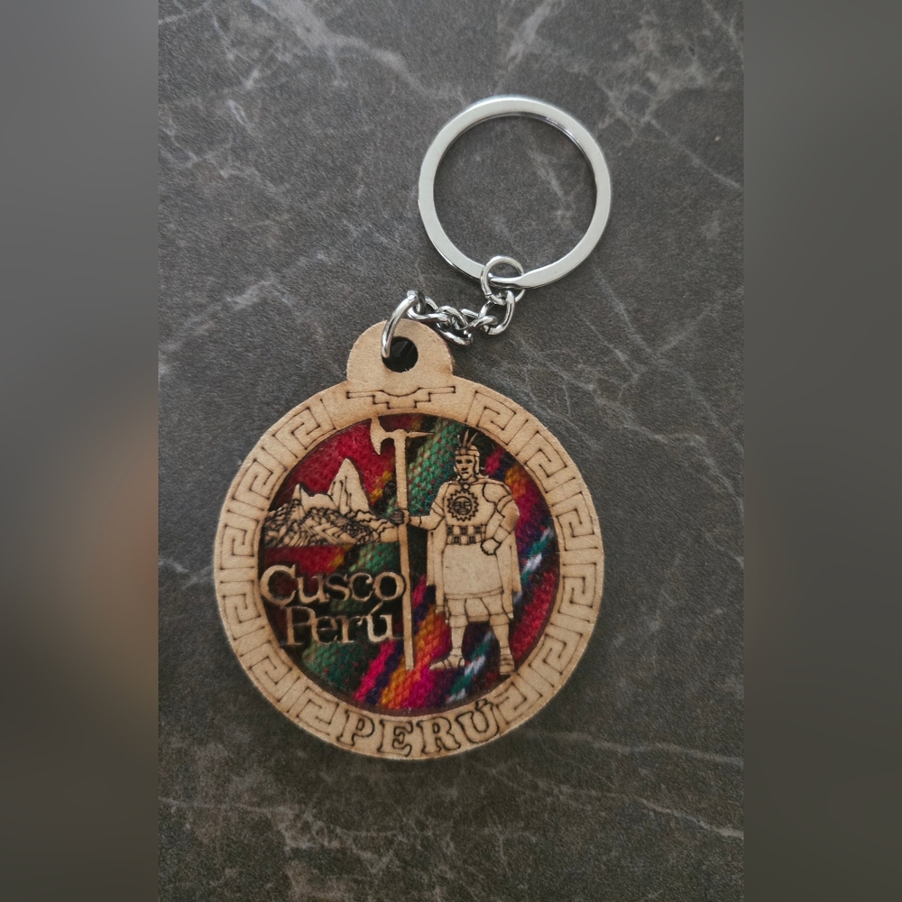 Colorful Peruvian Keychain - Picture 3 of 9